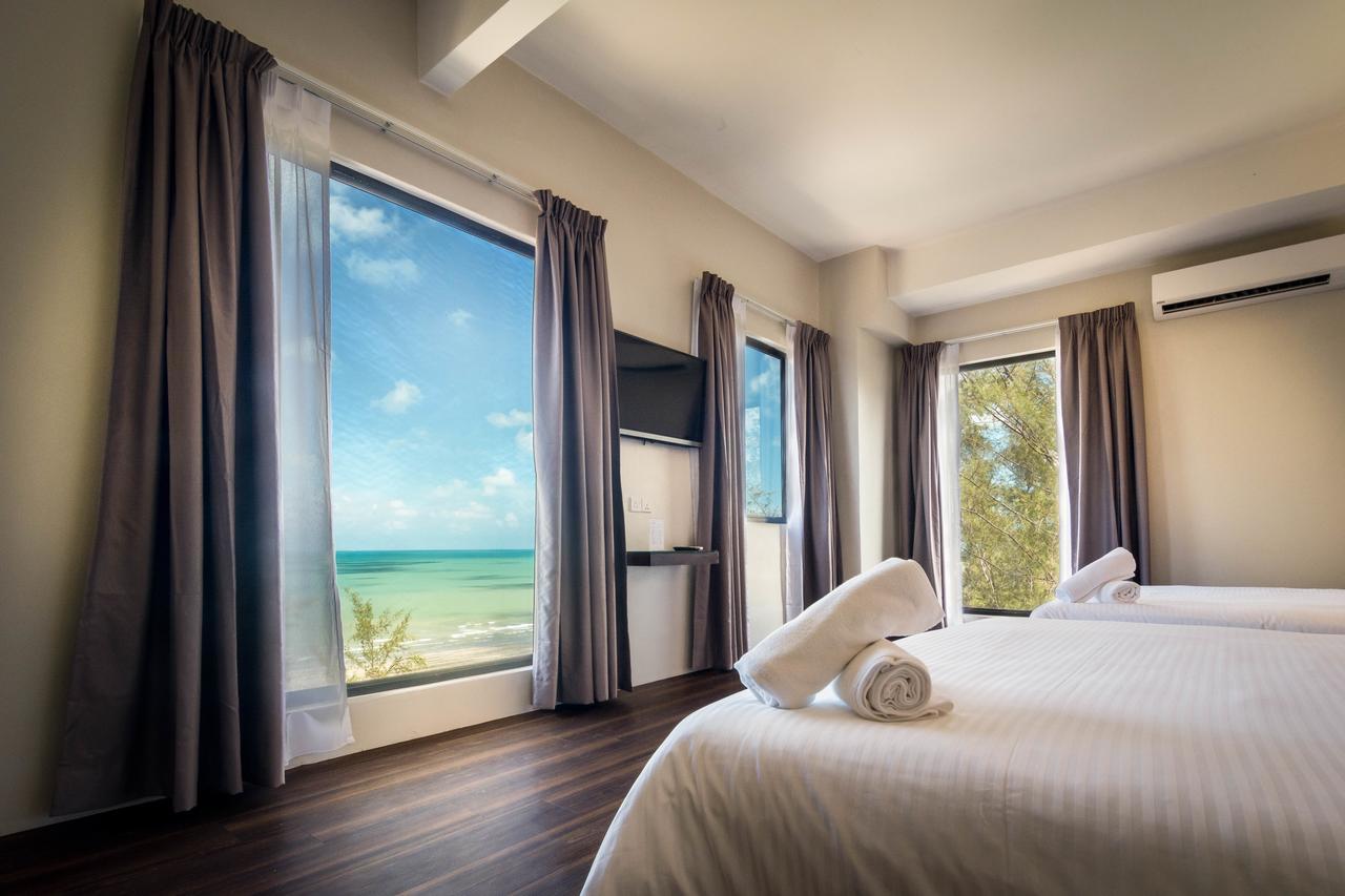 Mandurah Hotel Kuantan Ngoại thất bức ảnh